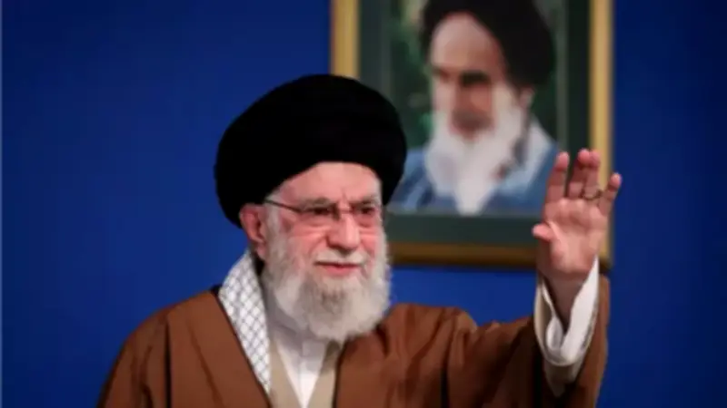 كشف تفاصيل التحضيرات الإسرائيلية لاغتيال المرشد الإيراني عبر اختراق كاميرات المرور