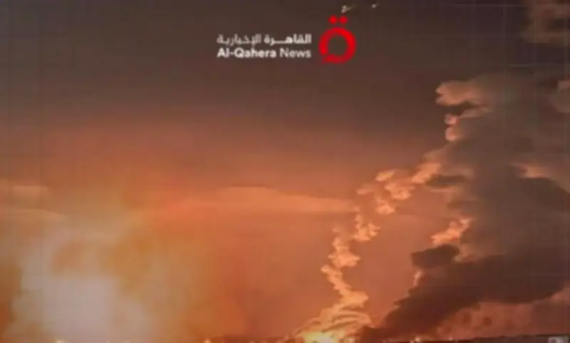 جيش الاحتلال الإسرائيلي يشن هجمات على مقار حزب الله في بيروت