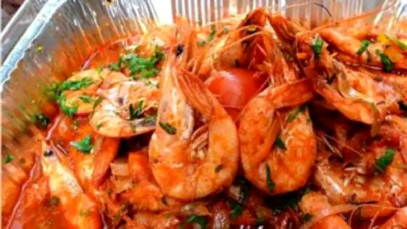 تجنب الإفراط.. فوائد الجمبري والسمك على سفرة الإفطار في رمضان