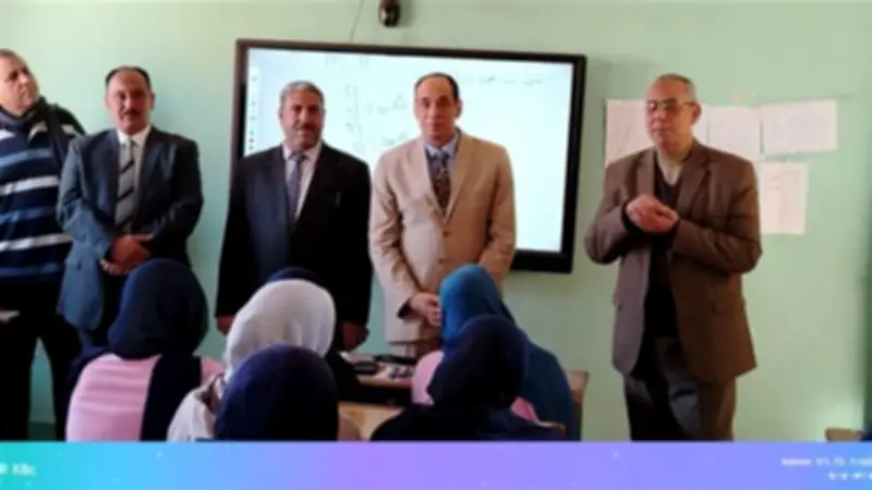 وكيل تعليم القليوبية يستبعد مديرة مدرسة بسبب ارتفاع نسب الغياب وعدم الانضباط