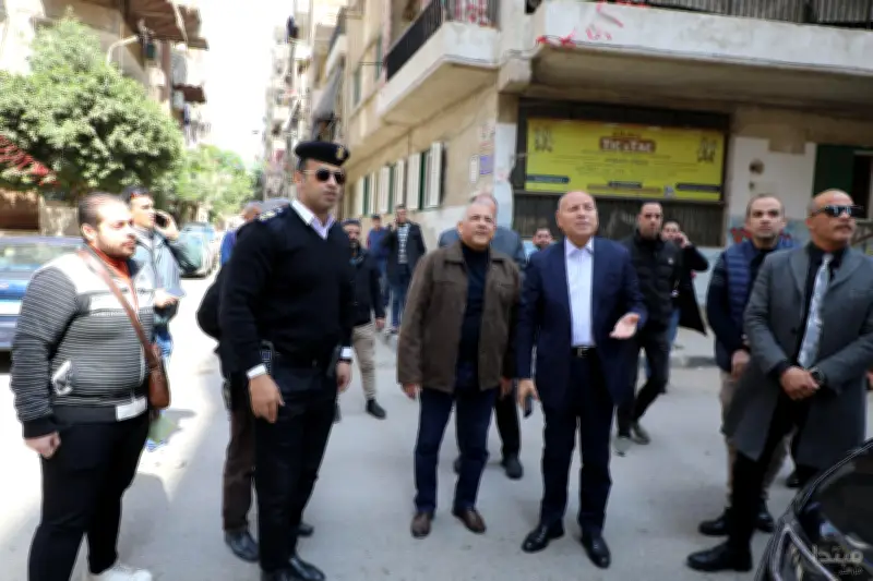 محافظ القاهرة يؤكد عدم التهاون في إزالة مخالفات البناء مهما كان حجمها