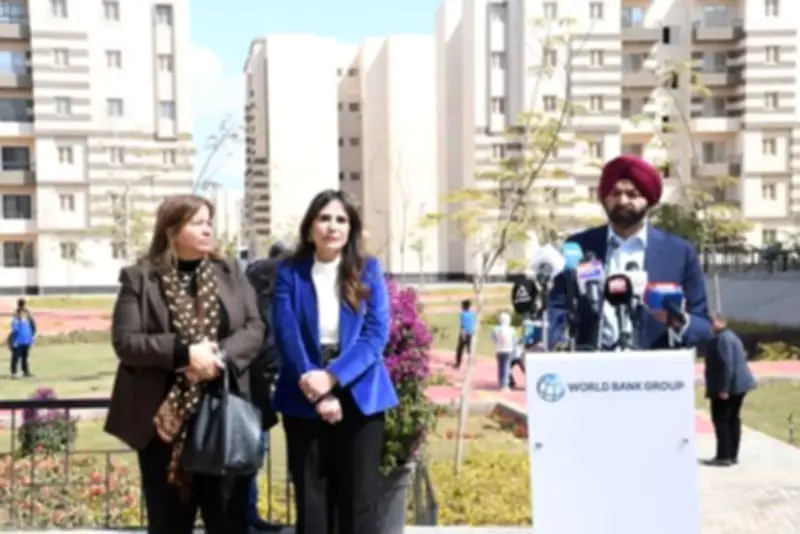 وزيرة الإسكان والبنك الدولي يزوران وحدات سكن لكل المصريين في العاشر من رمضان