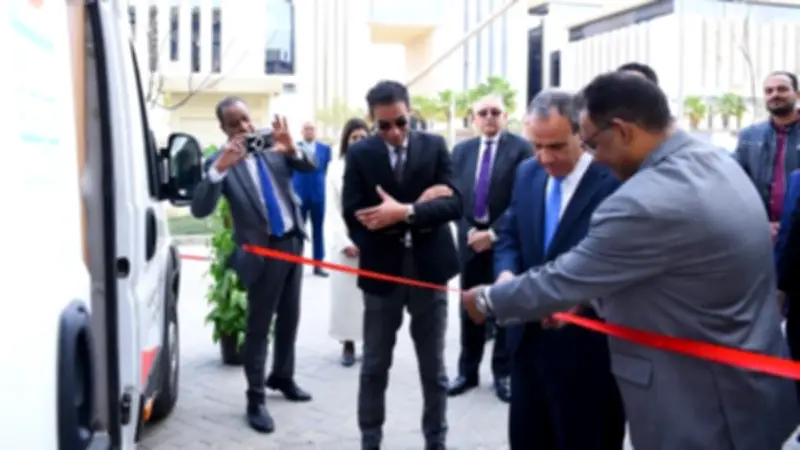 وزير الخارجية يفتتح مكتب تصديقات متنقل بالعاصمة الإدارية لتعزيز الخدمات القنصلية