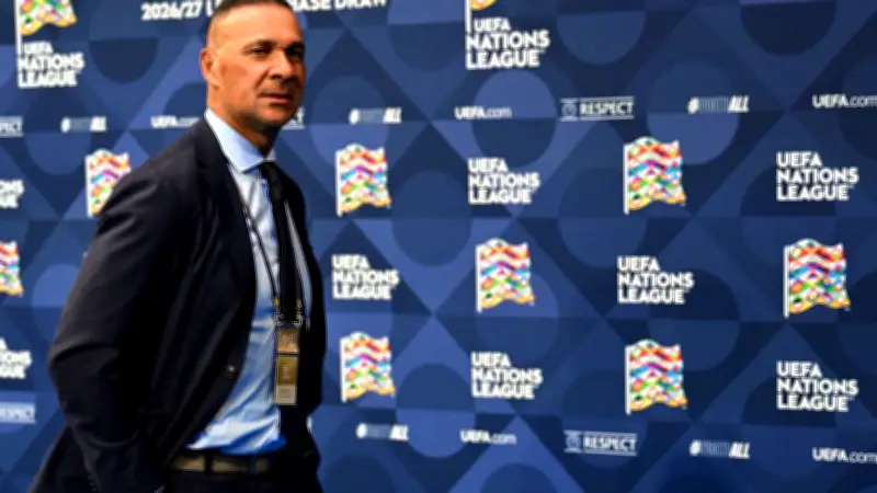 خوليت يهاجم كرة القدم الحديثة: مباراة آرسنال وتشيلسي تدفعه لمقاطعة المشاهدة