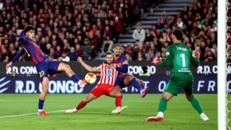 هدف برشلونة الجدلي في كأس الملك: كعب مدريدي يقرر مصير المباراة بتقنية التسلل