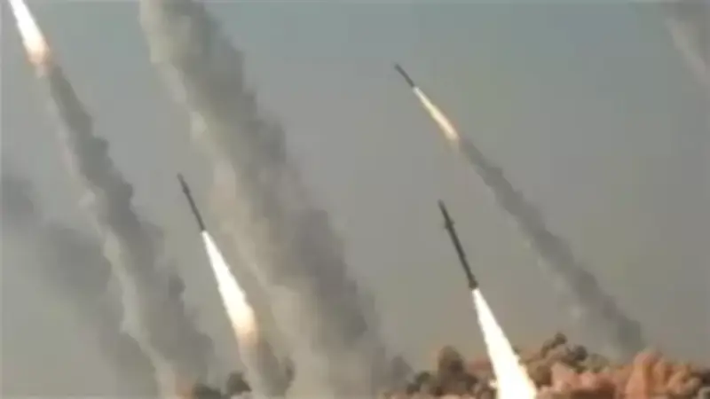 هجوم صاروخي إيراني جديد يهز إسرائيل وصفارات الإنذار تدوي في حيفا والشمال وإيلات