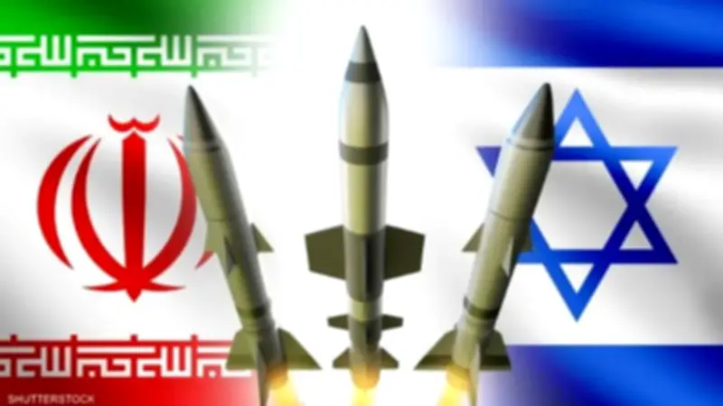 تصعيد عسكري خطير: إيران تسقط مقاتلة أمريكية وتشن هجمات على قواعد أمريكية في الخليج