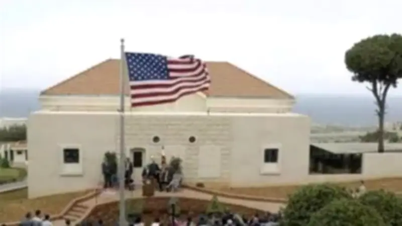 إيران تستهدف السفارة الأمريكية في الرياض.. واشنطن تسمح بإجلاء موظفيها من السعودية