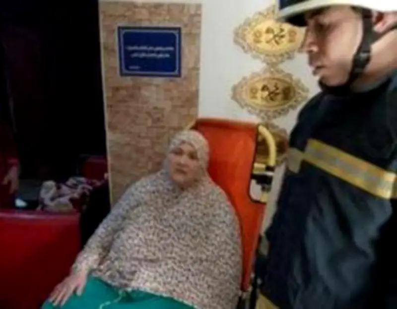 استجابة أمنية عاجلة تنقذ سيدة مريضة بالقاهرة وتنقلها للمستشفى