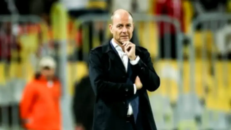 الأهلي بين غضب الجماهير وشرط التعاقد.. تفاصيل أزمة توروب والمواجهة المرتقبة