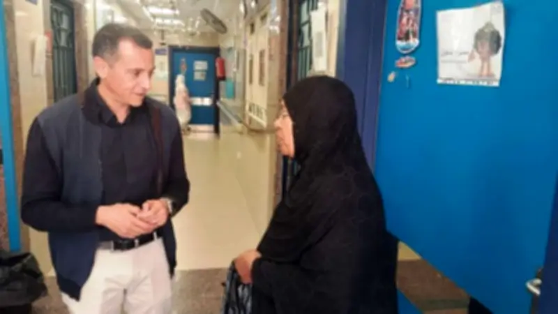 محافظ أسوان يقرر إحالة مسؤولين للتحقيق بعد جولة مفاجئة في مراكز دراو وأسوان