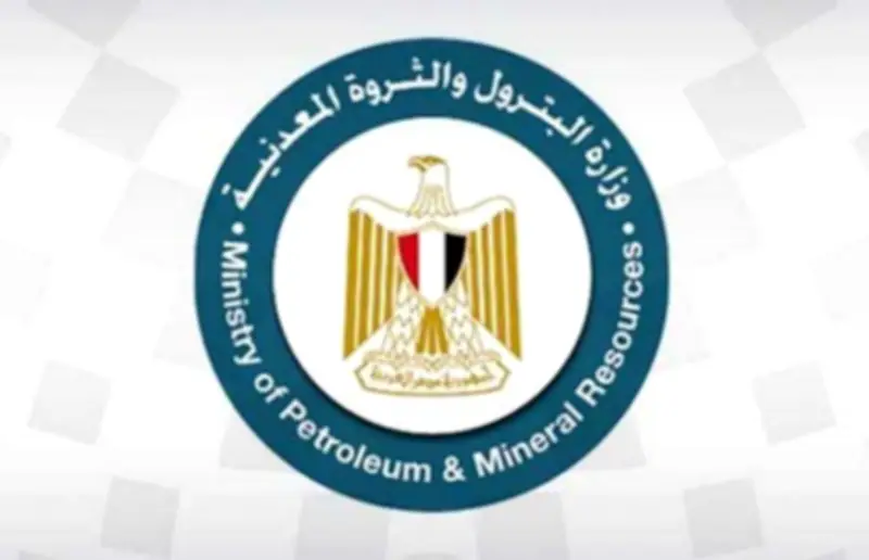 الشركة القابضة للبترول تنفي وجود صلة لمصر بناقلة الغاز قبالة السواحل الليبية