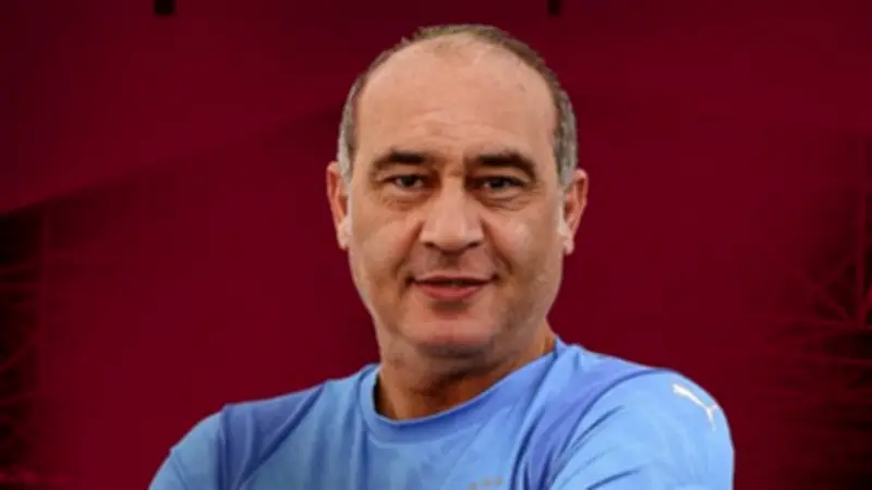 سيراميكا كليوباترا يجدد عقد المدرب علي ماهر رسمياً لمواجهة اهتمامات الأهلي