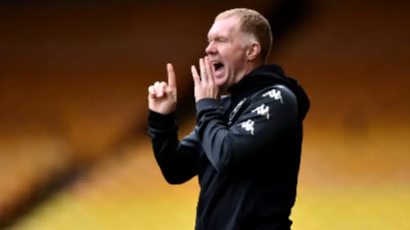 بول سكولز يهاجم كاريك بعد أول خسارة لمانشستر يونايتد تحت قيادته