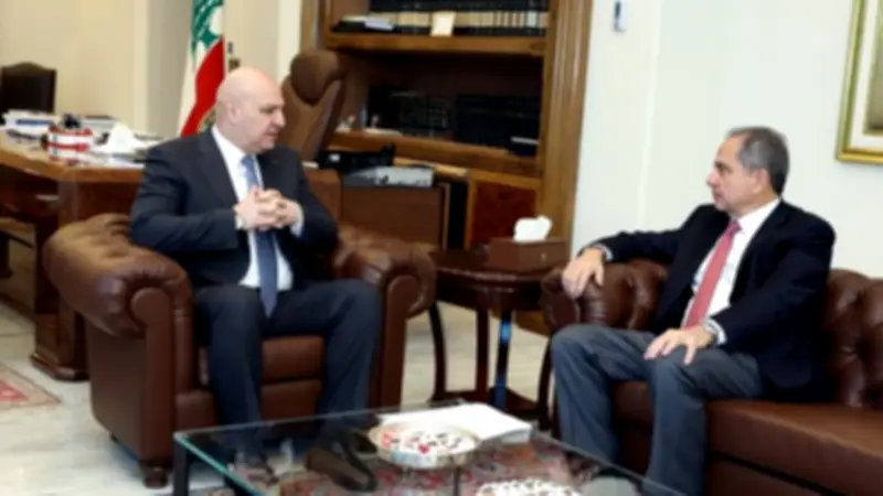 وزير الطاقة اللبناني يؤكد استقرار قطاع المحروقات وغياب الأزمة الحالية