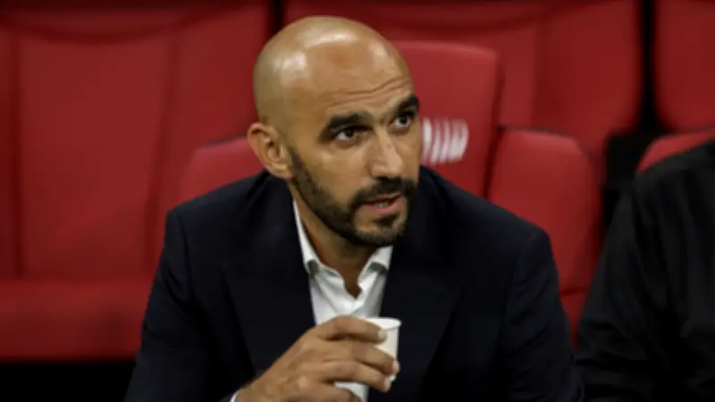 الركراكي يرفض العروض العربية ويصر على التدريب في أوروبا بعد رحيله عن المنتخب المغربي