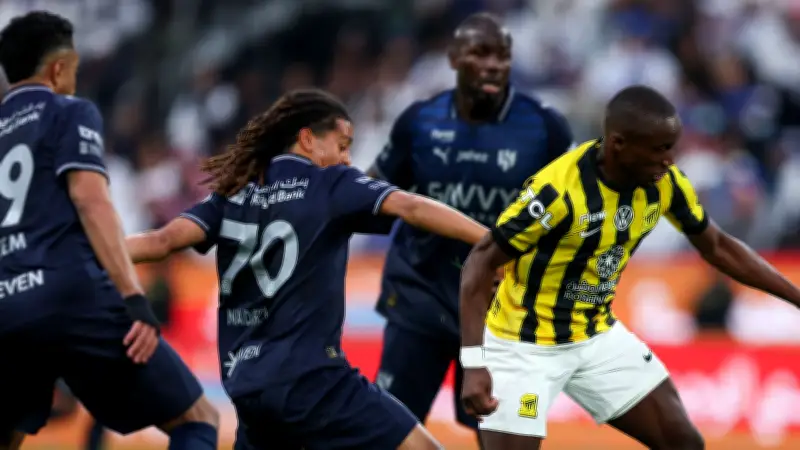 ديابي يحافظ على رقمه القياسي في صناعة الفرص بدوري روشن السعودي