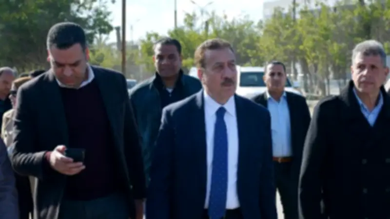 محافظ بورسعيد يقود حملات مكثفة لرفع الرتش وتطوير الأسواق واستغلال المساحات الفضاء