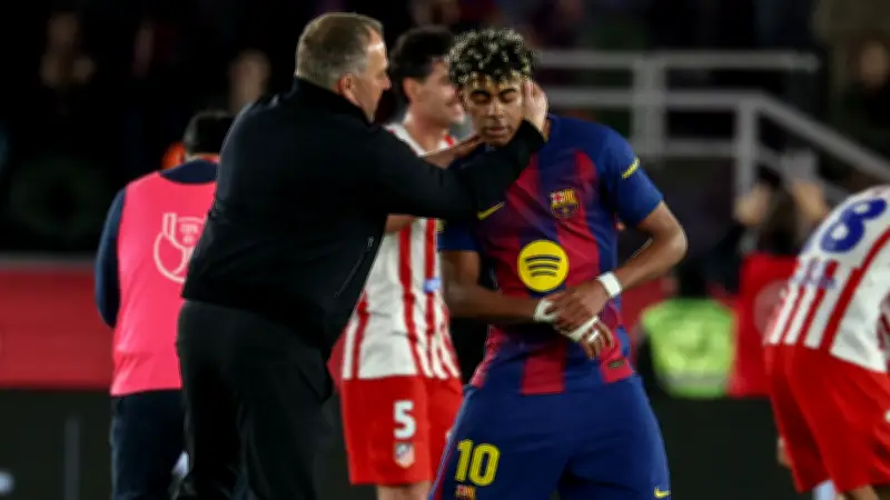 يامال يتجاهل مصافحة فليك بعد إقصاء برشلونة من كأس ملك إسبانيا