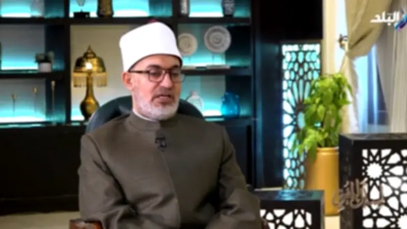 مفتي مصر يؤكد وجوب زكاة الفطر على كل مسلم وتطهيرها للصائمين