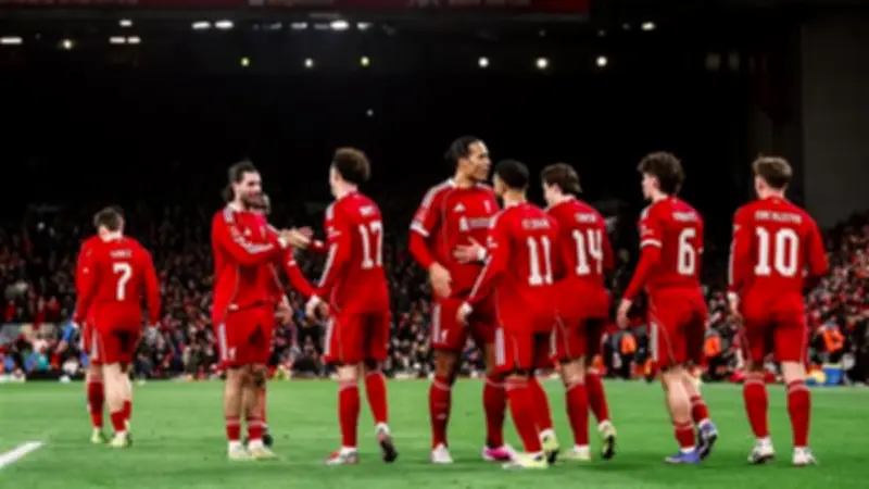 ليفربول يخطط لصفقات صيفية نارية لتصحيح المسار.. ومؤشرات قوية على رحيل محمد صلاح