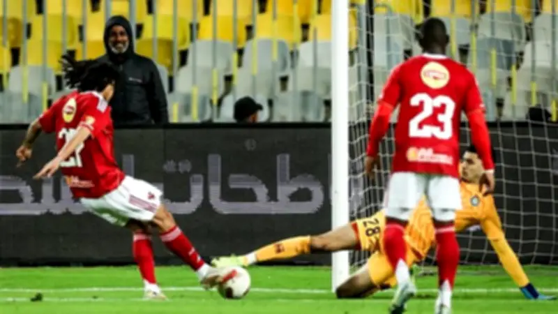 تعادل سلبي يسيطر على بداية مباراة الأهلي والمقاولون العرب في الدوري المصري
