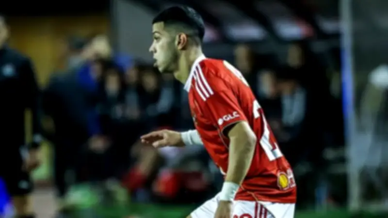 إمام عاشور يسجل هدف الأهلي الثاني في شباك المقاولون العرب بالدوري المصري