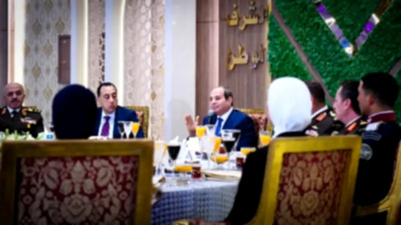 السيسي يؤكد أهمية الاهتمام بالإنسان ويعلن عن تجربة جديدة في الأكاديمية العسكرية