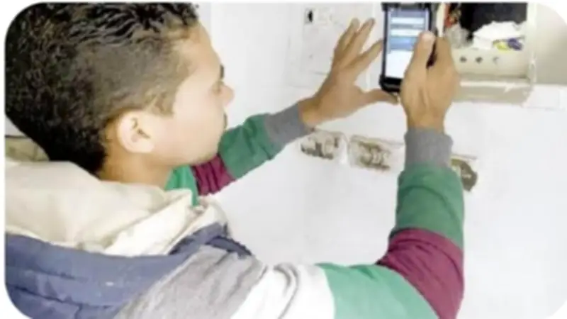 شركة "شعاع" تطور جهازاً ضوئياً متطوراً للكشف عن التلاعب في عدادات الكهرباء مسبوقة الدفع