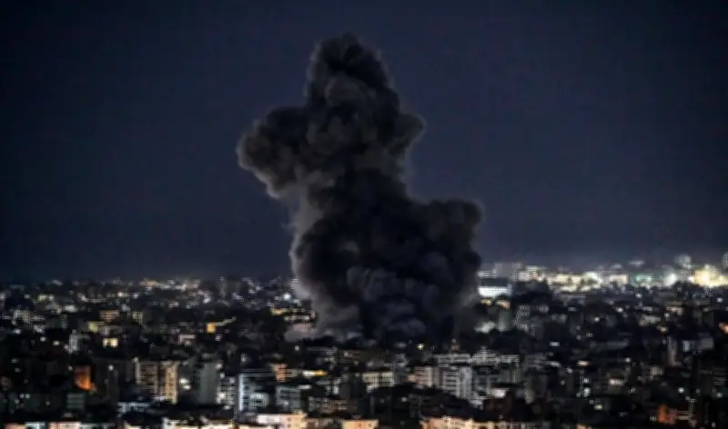 جيش الاحتلال يعلن بدء موجة واسعة من الهجمات على البنية التحتية في طهران