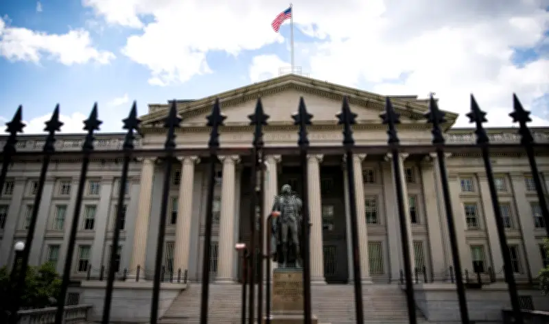 الخزانة الأمريكية تستعد لإجراءات عاجلة لخفض أسعار الطاقة في الأسواق العالمية