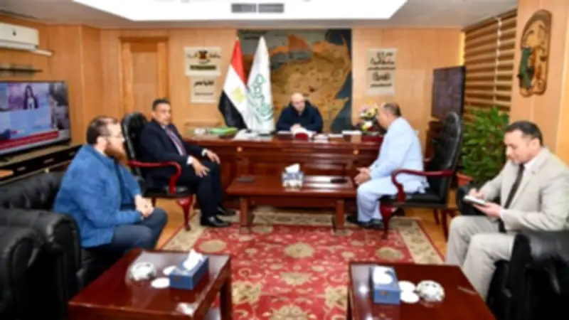 محافظ الفيوم يتابع آليات توريد محصول بنجر السكر مع شركة السكر لتعزيز الإنتاجية