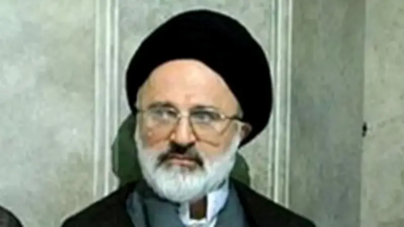 إسرائيل تزعم استهداف القائم بأعمال رئيس مكتب مرشد إيران في غارة جوية على طهران