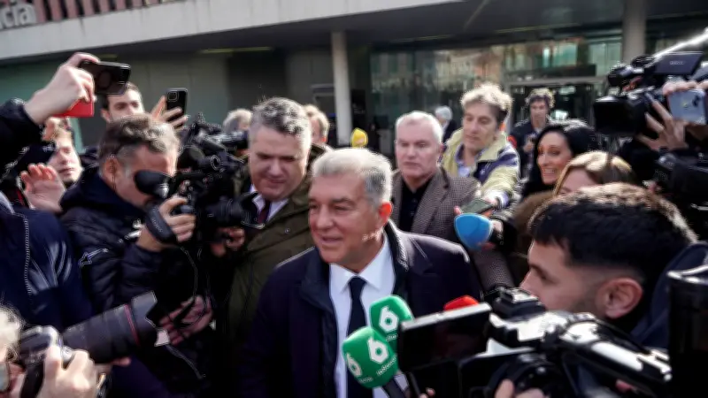 نائبة لابورتا ببرشلونة: كنا ميتين قبلنا.. لم نستطع دفع الرواتب وفواتير الكهرباء