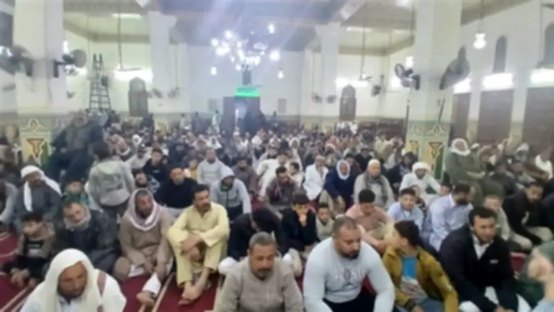 خبيرة صحة تحذر: تدريب الأطفال على الصيام بشرب الماء فقط غير صحي