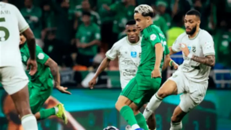 جدول ترتيب الدوري السعودي بعد مباريات اليوم: الأهلي يتصدر بفارق ضئيل