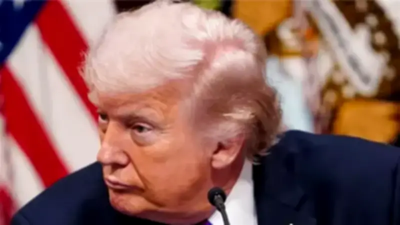 ترامب يعلن تدمير أسطول إيران البحري ويتحدث عن نشر قوات أمريكية داخلها