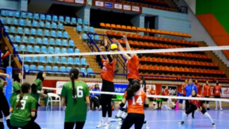 نتائج مثيرة في الجولة الأولى من نهائي دوري السوبر للكرة الطائرة للآنسات