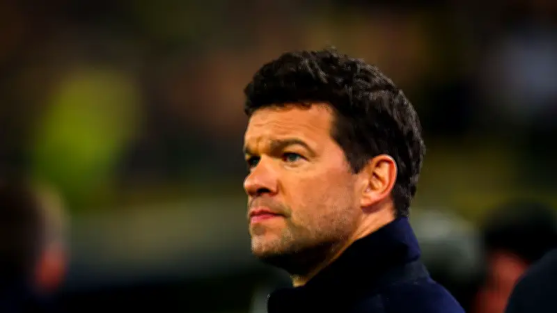 مايكل بالاك يكسر صمته بدموع مؤثرة ويكشف تفاصيل مأساة وفاة ابنه إميليو