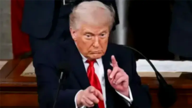 تصعيد عسكري خطير: ترامب يعلن عن ضربة قوية لإيران وتبادل هجمات في الشرق الأوسط