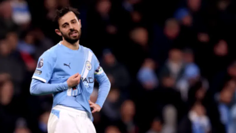 برناردو سيلفا على أعتاب الرحيل من مانشستر سيتي.. إنتر وميلان ويوفنتوس في سباق التعاقد