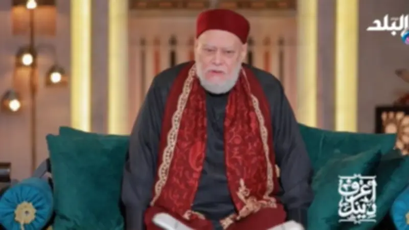 علي جمعة يرد بحزم على اتهامات سيد قطب بشأن توقيت أذان الفجر