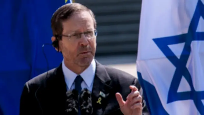 الرئيس الإسرائيلي هرتسوج: جميع الخيارات مطروحة للعفو عن نتنياهو مع الالتزام الصارم بالقانون