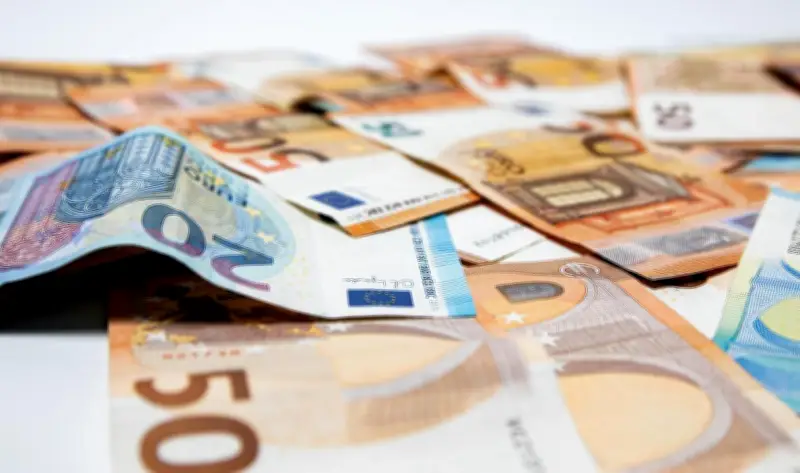 سعر اليورو اليوم في مصر يشهد استقراراً نسبياً مع حركات محدودة في السوق