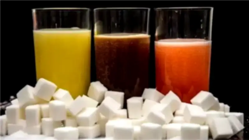 معهد التغذية يحذر من العصائر الصناعية: تهديد خطير للجهاز المناعي في رمضان