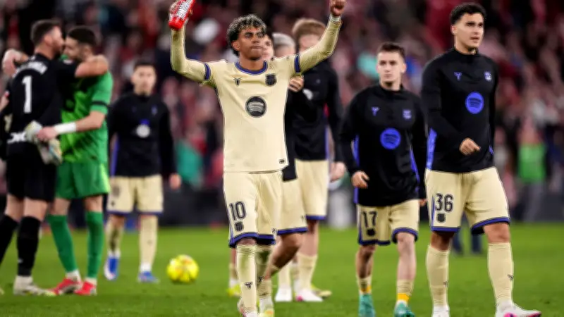 يويفا يختار طاقم تحكيم إيطالي لمباراة برشلونة ونيوكاسل في دوري الأبطال