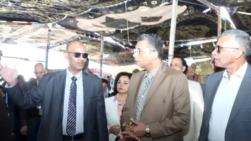 محافظ البحر الأحمر يتفقد معرض 'أهلاً رمضان' بالقَصير ويستمع لشكاوى المواطنين