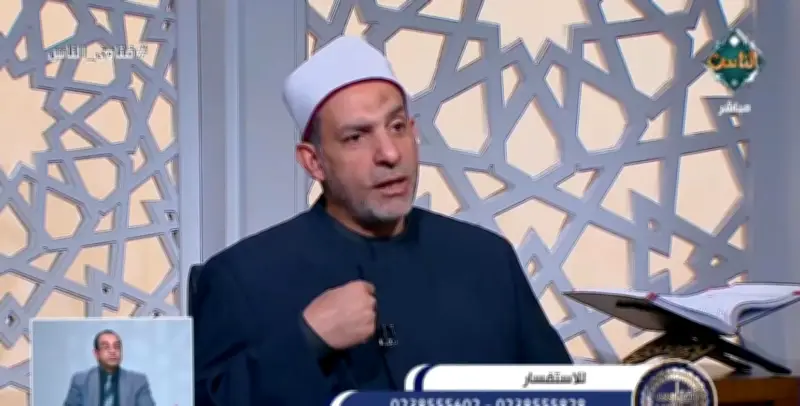 أمين الفتوى يوضح حكم إخراج زكاة الفطر عن الأبناء الكبار في فيديو توعوي