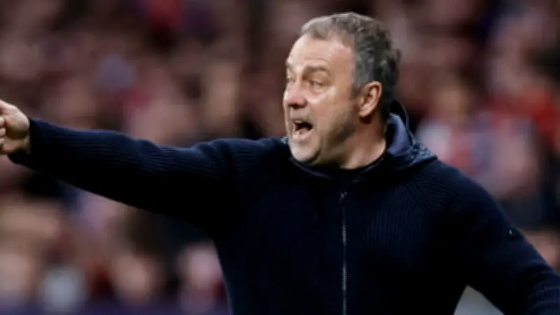 فليك يضع خطة إنقاذ لفيران توريس بعد أداء متواضع في برشلونة