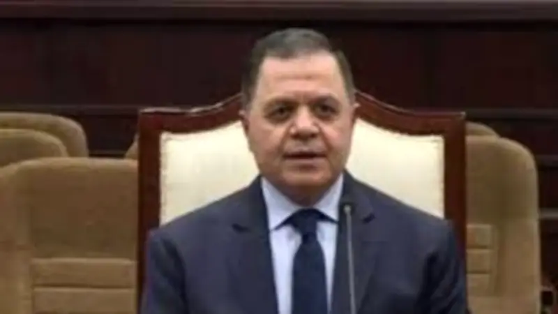 وزير الداخلية يُبعد سوري الجنسية خارج البلاد لأسباب تتعلق بالصالح العام